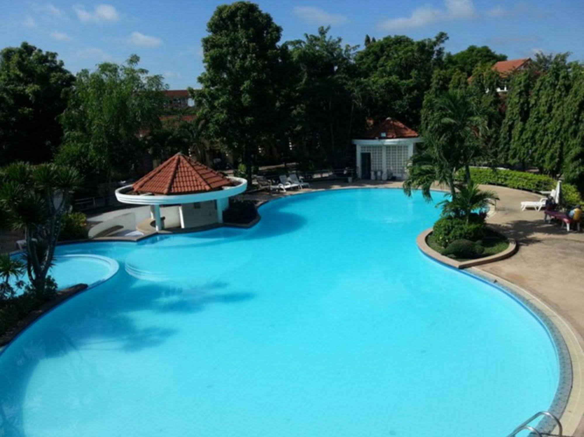 Dad D Resort By Lopburi Inn Resort Zewnętrze zdjęcie